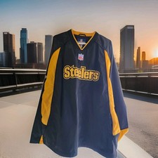 PITTSBURGH STEELERS pullover/Windbreaker With zip Pockets NWOT