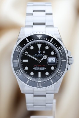Rolex Sea Dweller 43mm Automatik 126600 Original Papiere + Box