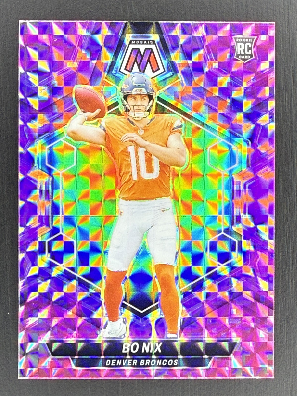 2024 Panini Mosaic Bo Nix #312 Pink Camo Mosaic Prizm (RC) BRONCOS