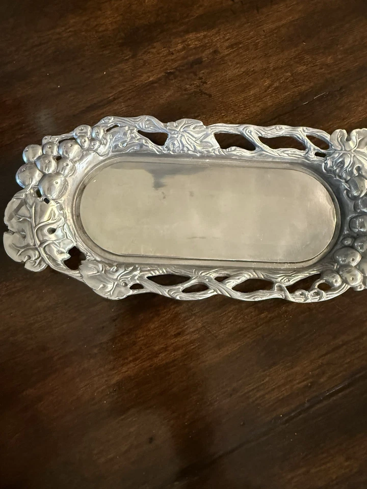 Plato de mantequilla cubierto Arthur Court Grape Vine 2001 hermoso con tapa Foto 4 de 4