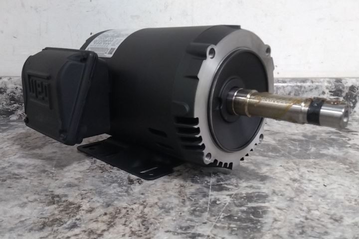 Weg 00118OT3E143JM-S 1 HP 1760 RPM 208-230/460VAC Close-Coupled Pump Motor