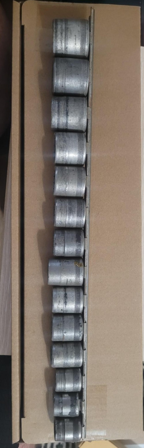 Vintage S&K SK S-K very old socket set Black wrinkle diamond logo era