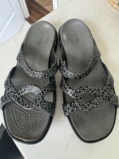 Crocs x Disney Sandals Slip On Black Mickey Mouse Shoes Women's 6 Flip Flops