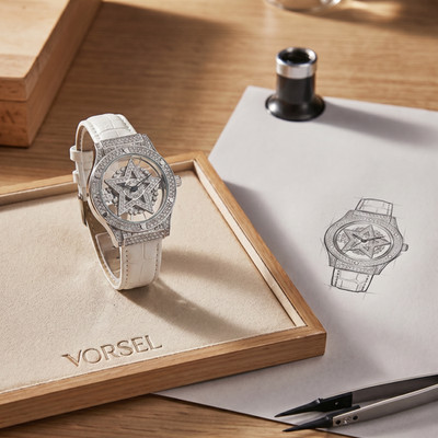 VORSEL Luxury Women Silver Watch Rhinestone Rotating Starry Sky Dial Leather