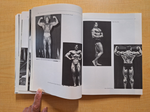 Arnold Schwarzenegger The New Encyclopedia of Modern BodyBuilding Paperback 1999 - Picture 14 of 17