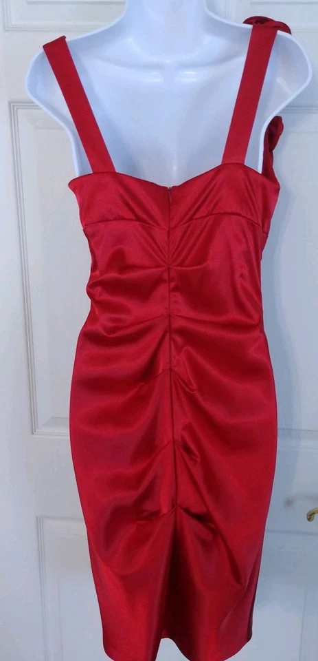 Sexy Vestido JOANNA CHEN ESCAPE 6 Rojo Acanalado Formal Satén Foto 3 de 3