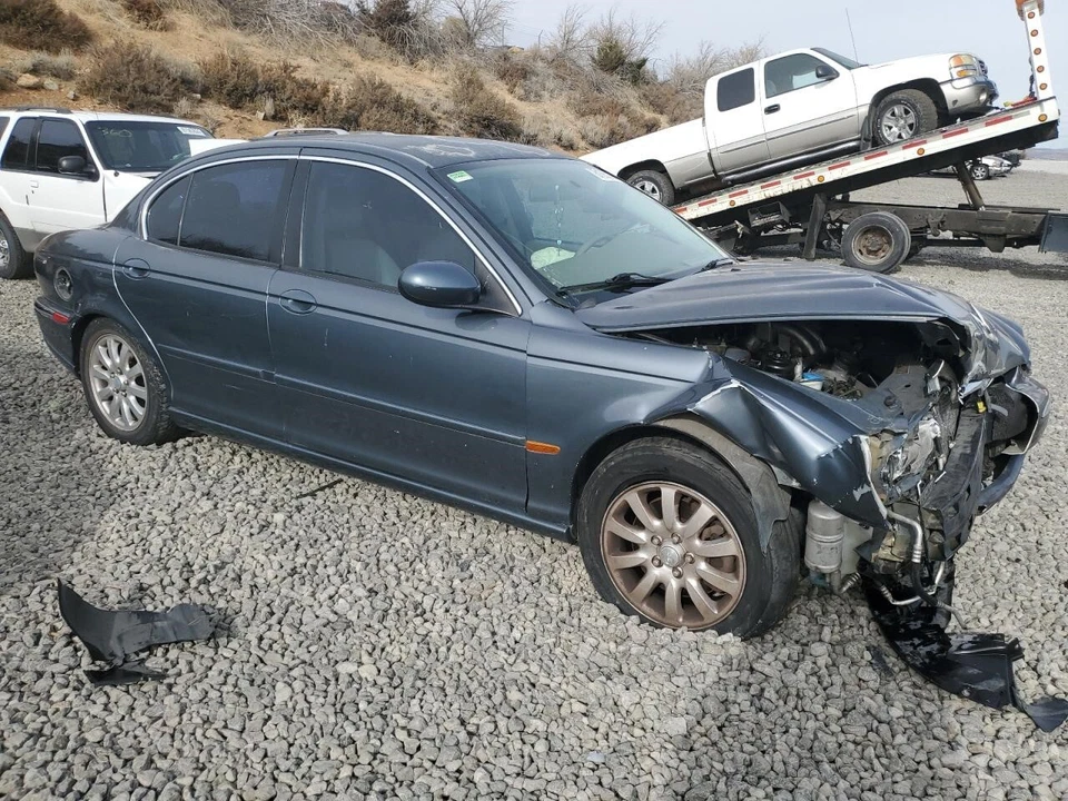Used Front Suspension Stabilizer Bar fits: 2002 Jaguar X type Front Front Grade Foto 3 de 4