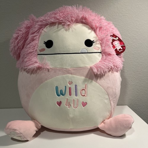 Squishmallow Brina der rosa Bigfoot 16 Zoll Plüsch Valentinstag NEU
