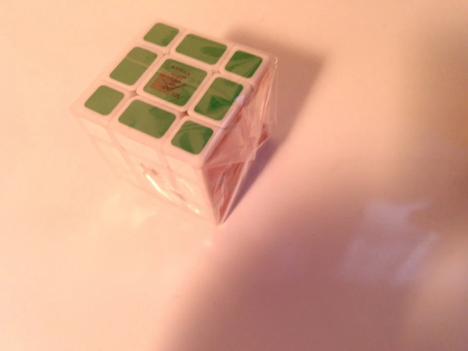 ONE DAYAN BERMUDA TWISTY CUBE PUZZLE VENUS Foto 4 de 4