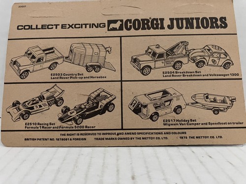 Corgi Juniors Twin Pack E2516 Farm Set Tractor & Trailer - Picture 5 of 5