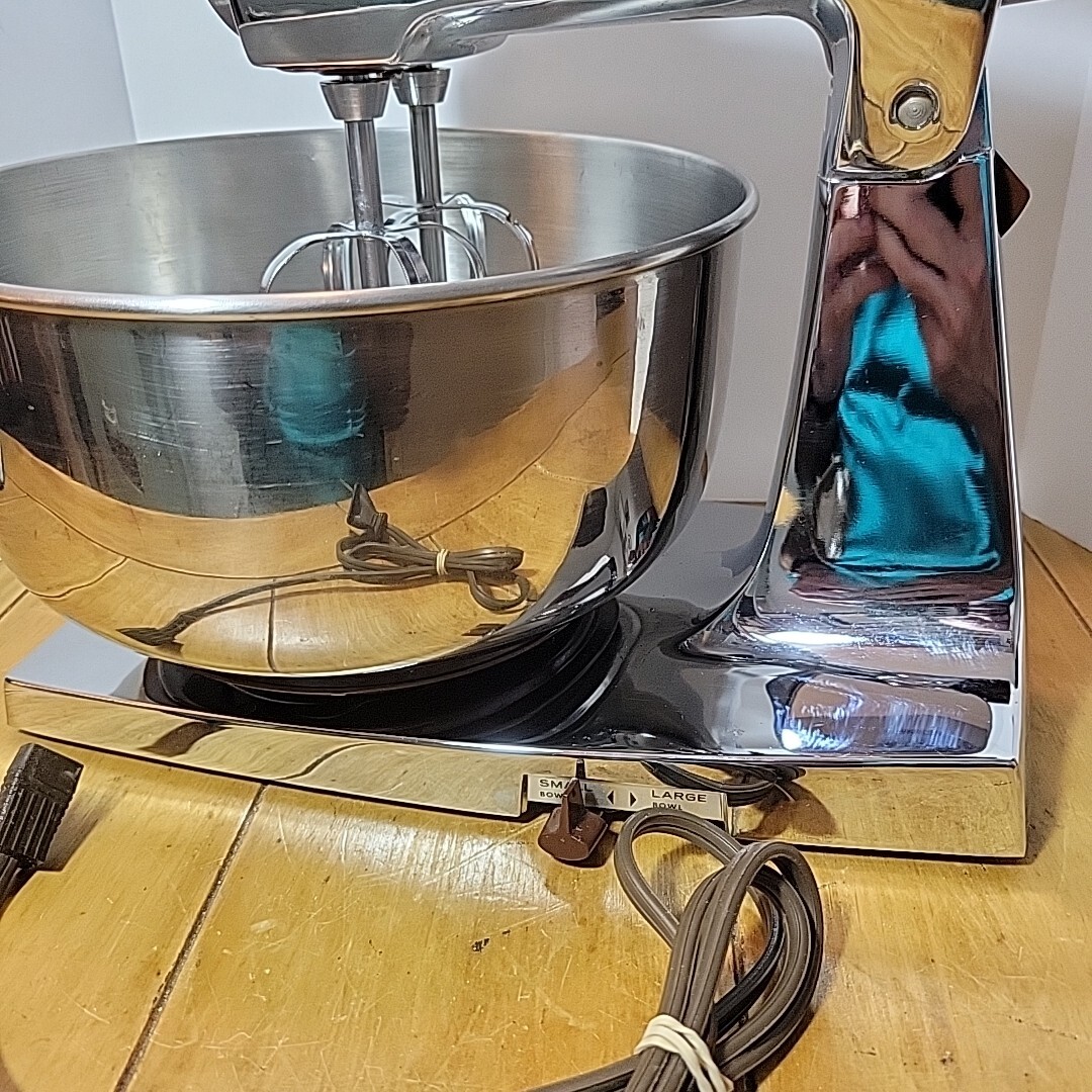 Vintage SUNBEAM Deluxe Mixmaster 12 Speed Mixer Retro Chrome & Brown TESTED 