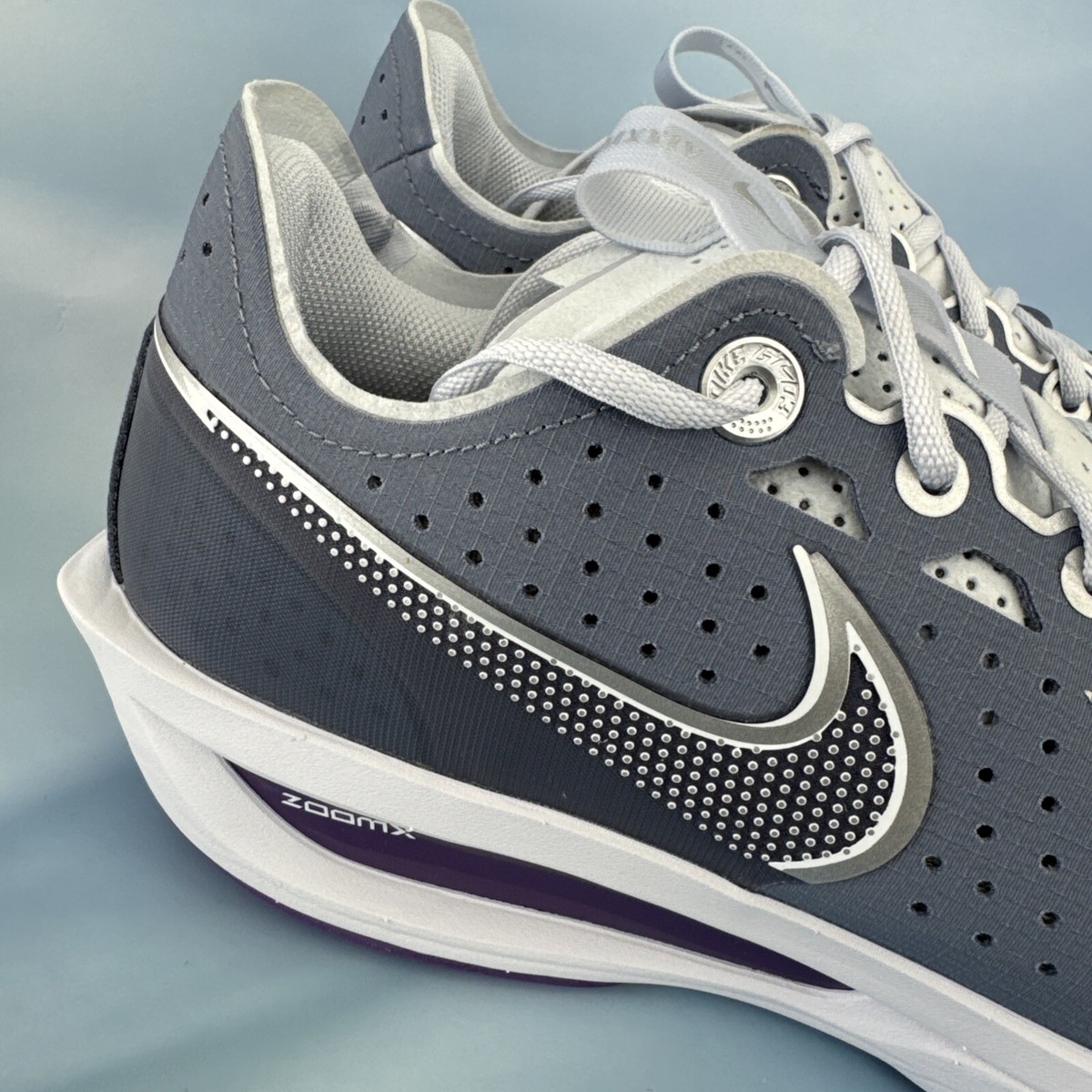 シューズ(男性用) Nike GT CUT 3 BE TRUE TO HER SCHOOL 28cm Nike Air Zoom GT Cut 3 EP Be True To Her School - DV2918-400