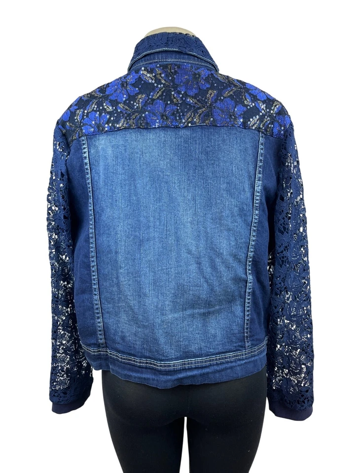 Chaqueta de mezclilla mediana con mangas de encaje Berek para mujer talla 1X Foto 3 de 4