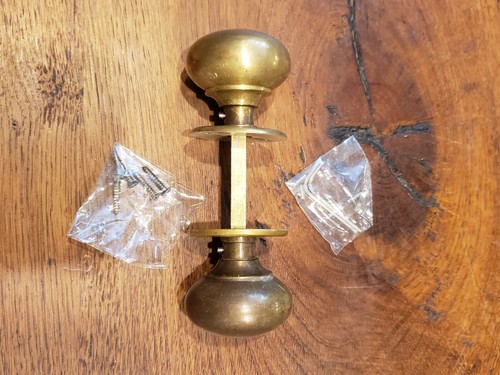 Classic Antique Victorian Style Cottage Door Rim Knobs Pair of Antiqued Brass - Picture 2 of 4