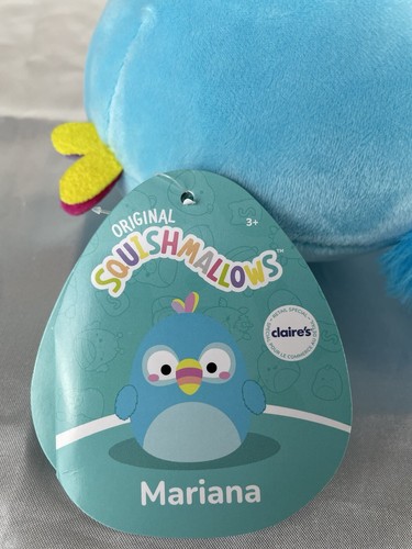 Peluche peluche Squishmallow Mariana 5” Claire’s esclusivo uccellino tucano blu - Foto 5 di 6