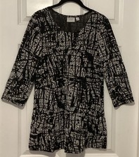 Deborah Parker Black/white Print Artsy Top Size S, 3/4 Sleeves USA-made, Pockets