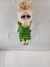 Disney Store The Muppets Most Wanted Miss Piggy Plush Doll 18"