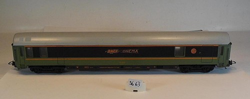 Lima Spur H0 1/87 Personenwagen Cinema-Wagen 4-achsig der SNCF #9663 | Zustand: Gebraucht