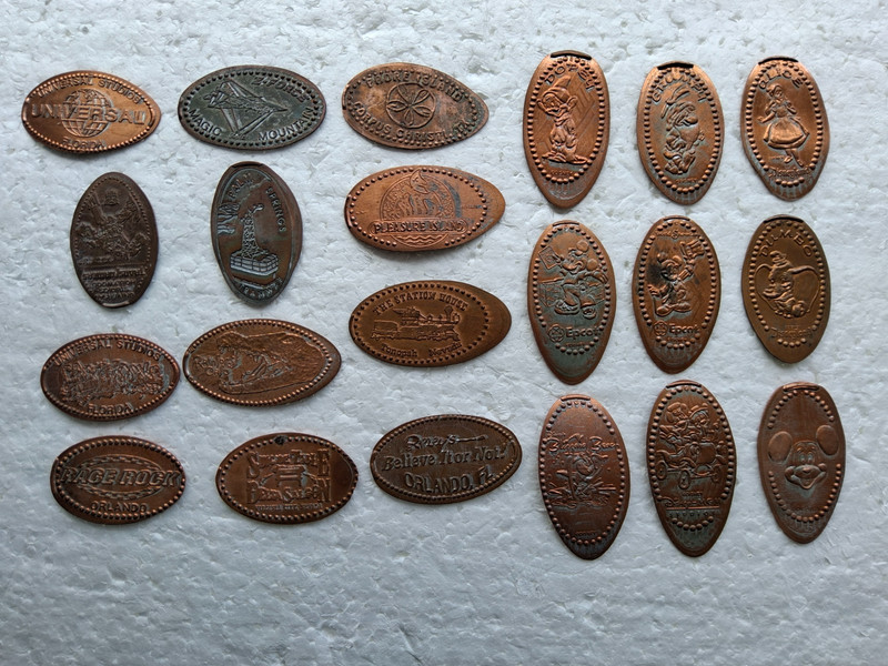 Vintage ELONGATED PENNY LOT of 21 Souvenir Travel Disney Universal Studios +++