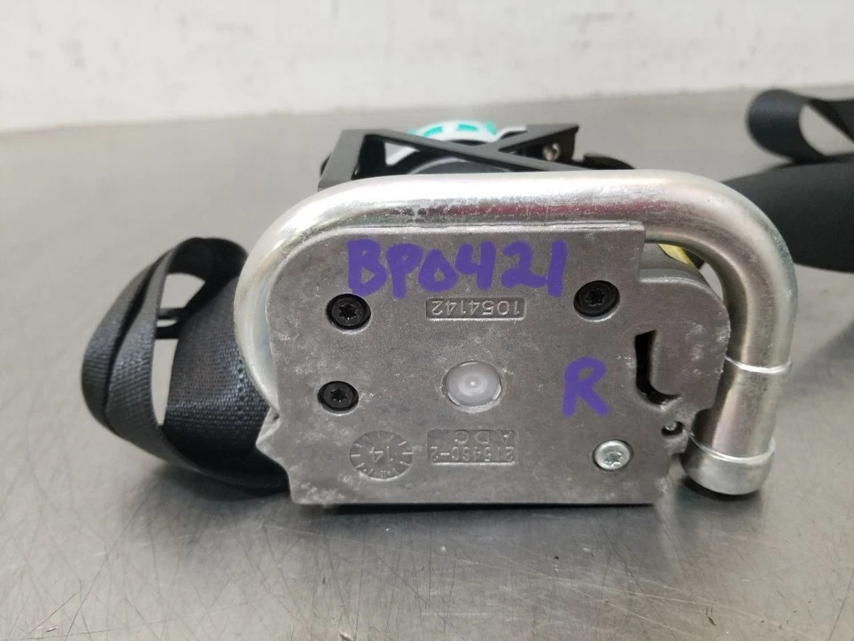 14 2014 TOYOTA 4 RUNNER SR5 FRONT SEAT BELT RETRACTOR BLACK RIGHT PASSENGER Foto 4 de 4