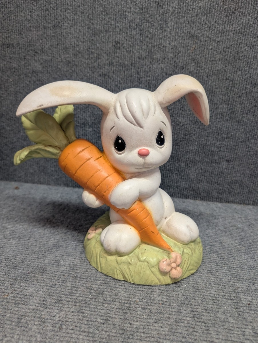 1998 Precious Moments Universal Statuary Bunny Rabbit W/ Carrot