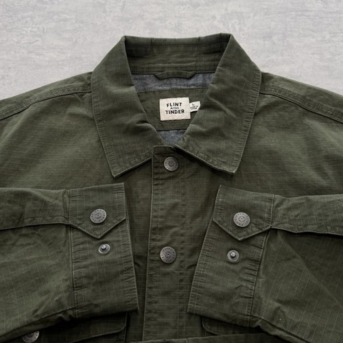 Herren Huckberry Flint and Tinder gewachste Militär Feldjacke Armee grün Large - Bild 9 von 24