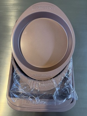 Farberware Bronze Non-Stick 4-Piece Bakeware Set Round Cake Pan, Baking Sheet