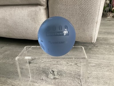 Vintage Sammlerstücke Wikinger Millennium 2000 blaue Erde Globus Kunstglas P-Gewicht