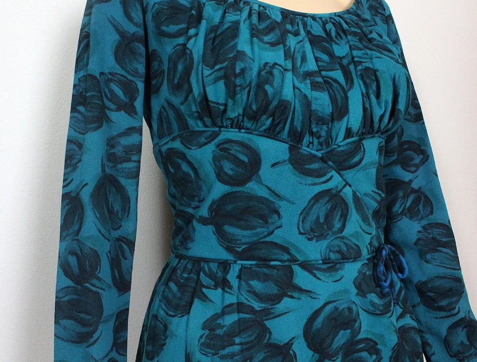 Vestido de lana vintage años 50/60 Anne Barry verde azulado estampado de brotes de rosa años 60/50 Foto 2 de 4