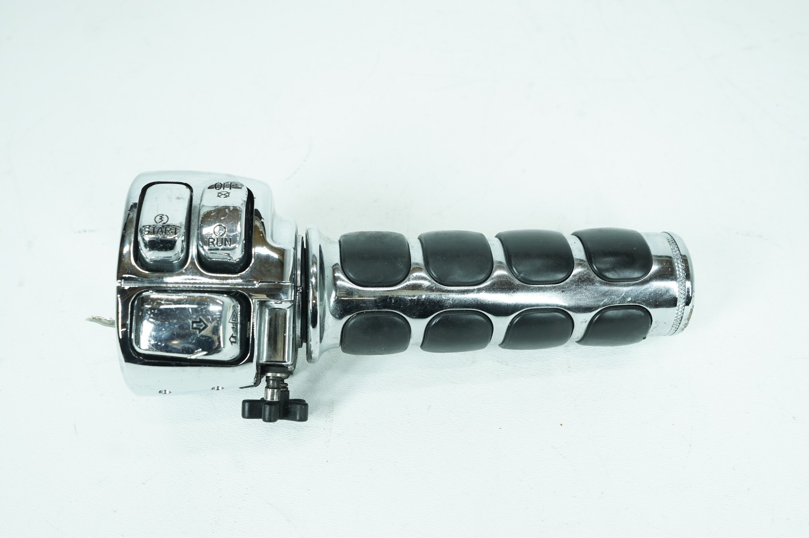 04 Harley Softail FLSTCI Heritage OEM Right Engine Start Kill Switches Controls