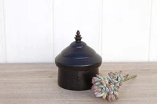 Churu Finely Turned Tika Box