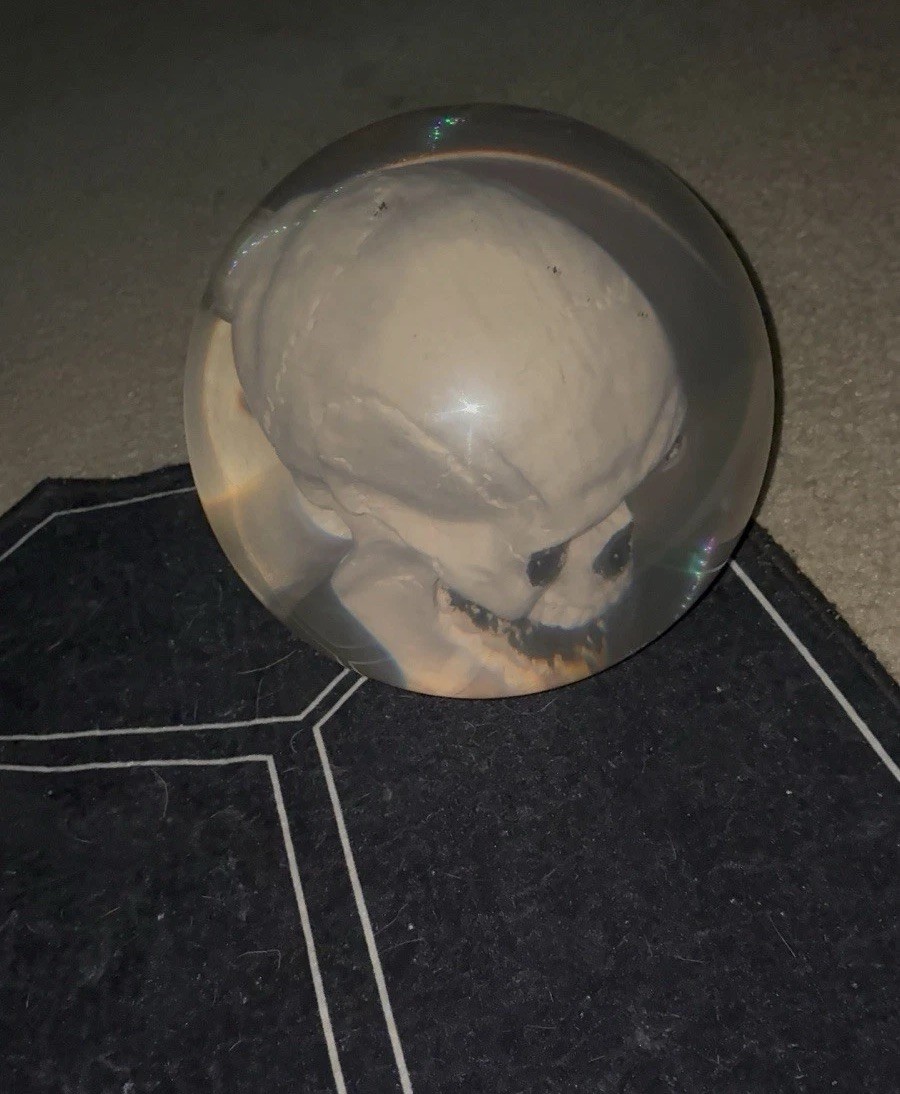EBONITE スカル ボウリング ボール ヴィンテージ 希少 限定生産 Vintage Ebonite Optyx SKULL Bowling Ball 15lb - Clear Skeleton