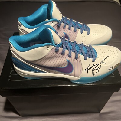 Kobe Bryant Autographed Nike Kobe 4 Protro Draft Day Shoes