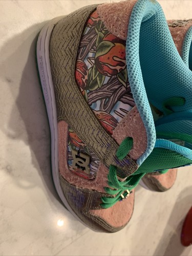 Rare DC  Pink Spring Brass Skateboard Women Shoes High LE 302180 size US 7 .5 - Picture 3 of 8