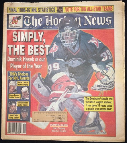 THE HOCKEY NEWS - Vol. 50, No. 33 May 1997 - Dominik Hasek, Player of the Year