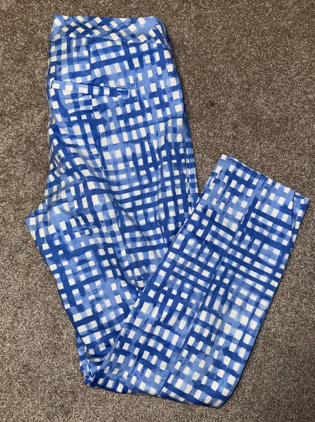 Picture 1 of 3