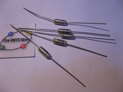 Condensador de poliestireno Philips 750pF 250V - Nuevo de Lote Antiguo Cantidad 5 - Imagen 1 de 2