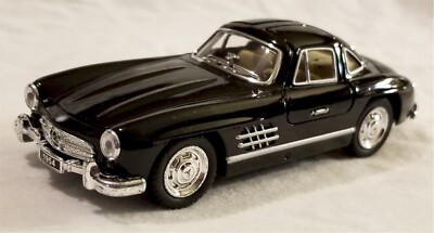 Kinsmart - 1:3 6 Maßstab Modell 1954 Mercedes-Benz 300 Coupe Schwarz (BBKT5346DB