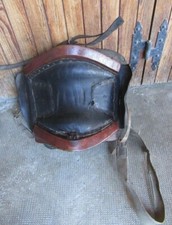 antico sella sellino  in cuoio e legno 