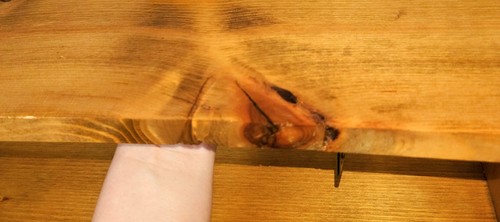 Antica mensola rustica da parete 37" in legno di rovere, 2 pioli,2 livelli con arco,fatta a mano VG - Foto 16 di 19