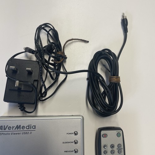 AverMedia EZPhoto Viewer USB 2.0 Cam Card Player - Photo 4/5
