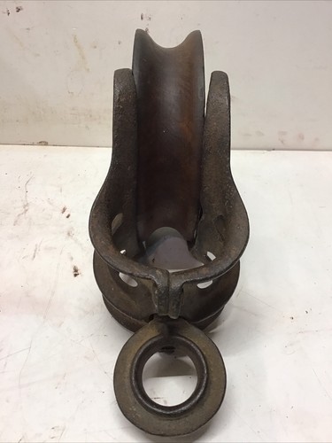 Antique Louden Cast Iron & Wood Barn Pulley A23 Made in USA 6" Wheel Nice Cond. - Picture 7 of 8