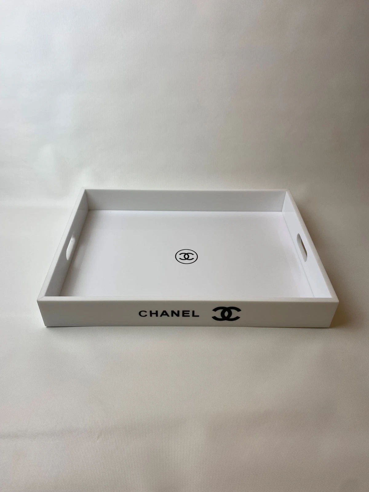 Chanel Vip Member Gift Makeup Tray Organizer, White
Opens in a new window or tab