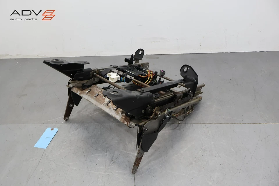 2006 - 2010 HUMMER H3 H3T FRONT RIGHT PASSENGER SIDE SEAT LOWER TRACK FRAME OEM - Image 3 of 4