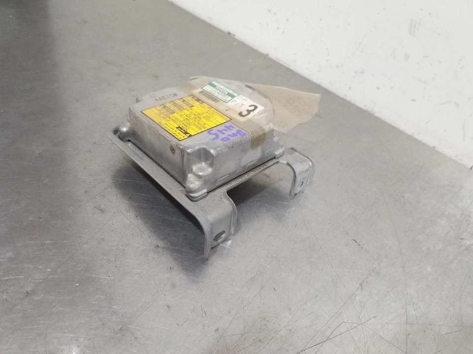 Toyota Land Cruiser SRS módulo de control de retención 2001 8917060051 Foto 4 de 4