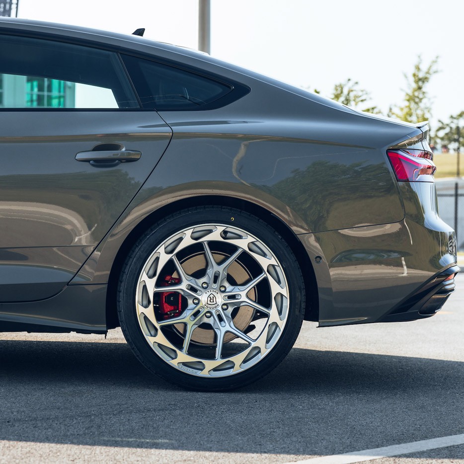 Audi R8 Front Wheel Silver