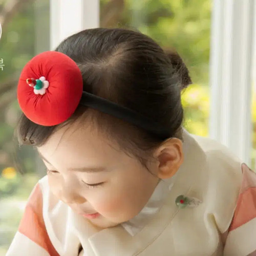 Spring Light Hanbok for Girls in Pastel Colors