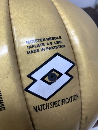 Rare Vintage Gold LOTTO Match Specification Football Size 5 - Picture 2 of 4