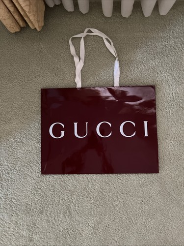 GUCCI GIFT / SHOPPING BAG SUPER XL 18.75" W X 13.5"H X 8" D MAROON GLOSSY PAPER - Picture 5 of 10