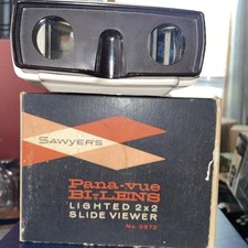 Vintage Pana-Vue Bi-Lens 2572 Lighted 2x2 Slide Viewer Box date May 1963 Tested